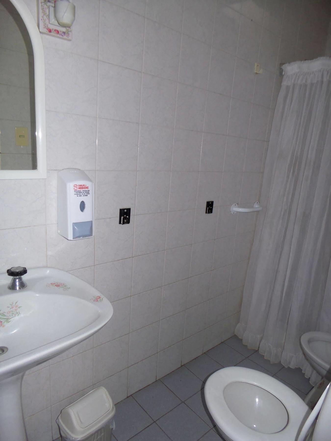 Hostel Otro Mundo Capdevila Екстер'єр фото