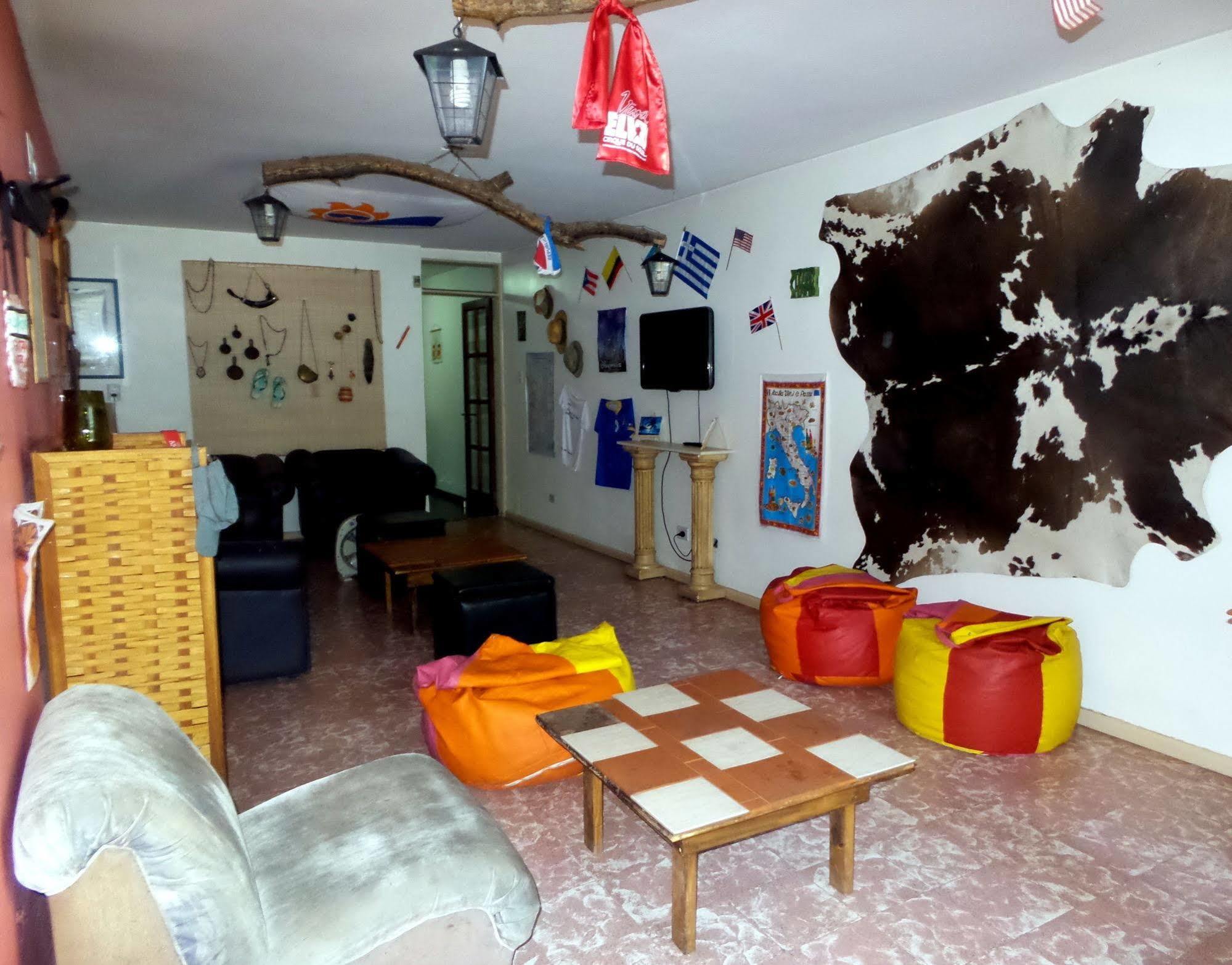 Hostel Otro Mundo Capdevila Екстер'єр фото