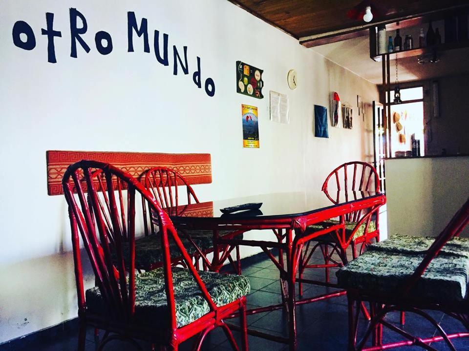 Hostel Otro Mundo Capdevila Екстер'єр фото